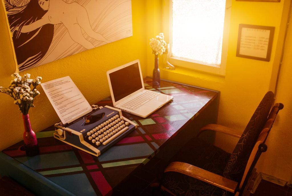 Universe Hostel Üsküp Dış mekan fotoğraf