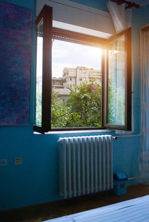 Universe Hostel Üsküp Oda fotoğraf