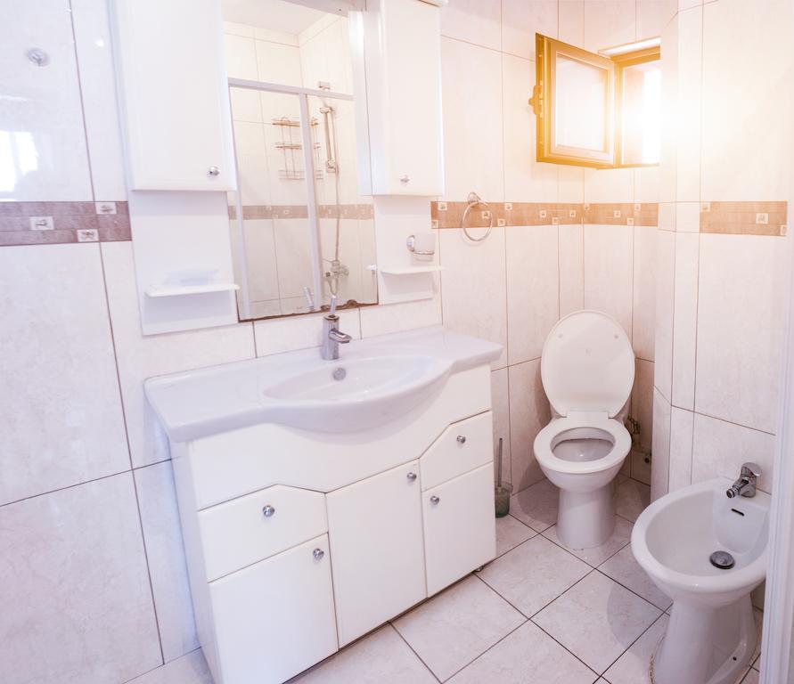Universe Hostel Üsküp Oda fotoğraf